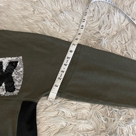 PINK | Sequin | Crewneck Sweatshirt | Green & Black - Picture 8 of 11